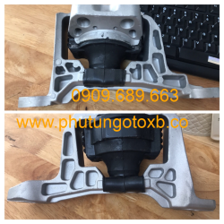 Cao su chân máy Ford Focus 2009-2011, Mazda 3 2.0 2004-2012 RH CH (dầu) Ford Focus 2.0 2009