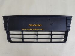 Lưới cản Ford Focus 2012-2015 TH (xọc, 4 cửa)