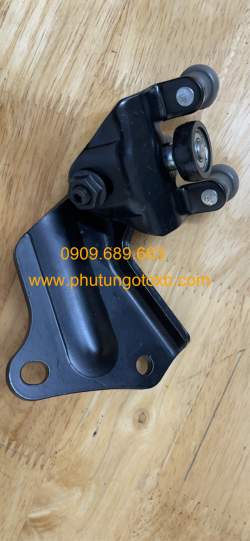 Bạc đạn cửa lùa trên Ford Transit 2009-2019 CH Ford Everest 2005