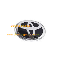 Logo Toyota trên túi khi vô lăng Th