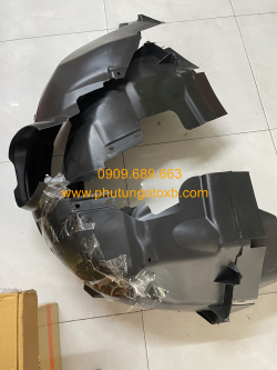 Chắn bùn lòng dè trước Ford Focus 2012 LH TH  Ford Focus 2.0 2012 4 cửa