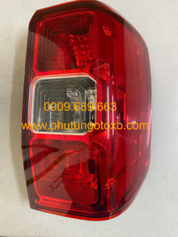 Đèn lái sau Ford Ranger 2022-2023 XLS RH TH(không led)