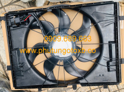 Quạt giải nhiệt động cơ Mercedes C180 C200 C240 2002 Berh
