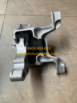 Cao su chân máy Mazda 2 2016-2020 CH