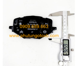 Má phanh trước Peugeot 2008 CH 