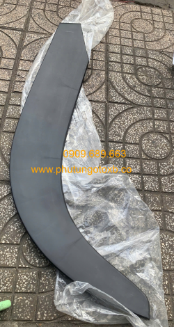 Ốp cua vè hông trước Hino 700 TH