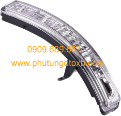 Đèn xinhan trên kính chiếu hậu Ford Explorer 2011-2019 CH