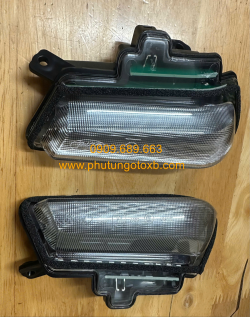 Đèn xinhan trên kính chiếu hậu Ford Transit 2022-2025 CH