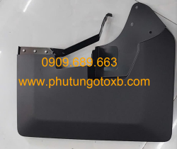 Chắn bùn bánh sau Ford Transit 2024-2025 CH( 18 chỗ)