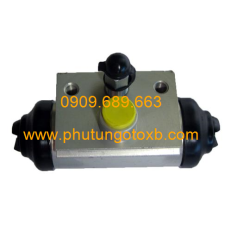 Heo thắng sau Hyundai Starex CH