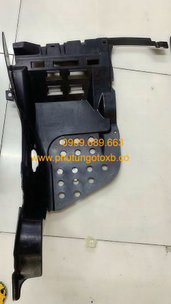 Chắn bùn lòng dè trước Ford Escape 2004-2013 LH CH Ford Escap 2.3 2008