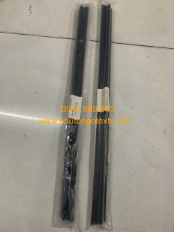 Nẹp chân kính Toyota Vios 2003-2007, Fortuner 2005 TH