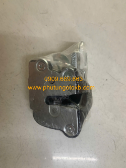 Khóa ngậm cửa sau Toyota Zace TH