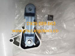 Cao su chân máy Mercedes GLA250, B180 B200 A180 A200 CLA180 CLA200 CH