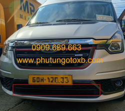 Ốp lưới cản trước Ford Transit 2023-2025 CH