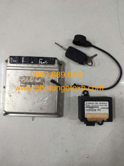 Hộp điều khiển động cơ + hộp từ + chìa khoá Mercedes Sprinter Tháo( ECU)